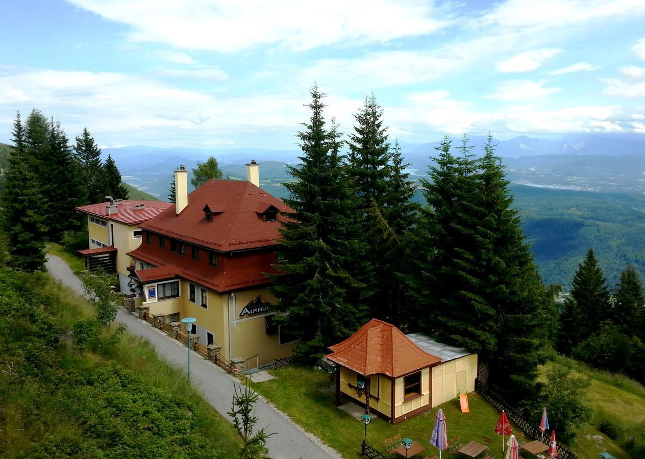 Hotel Alpinum Treffen Extérieur photo