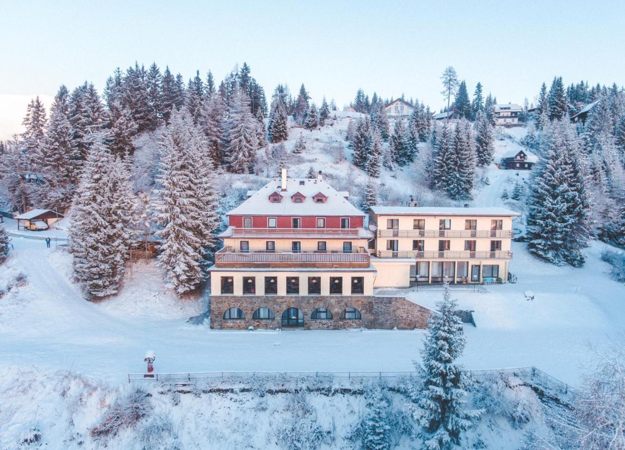Hotel Alpinum Treffen Extérieur photo