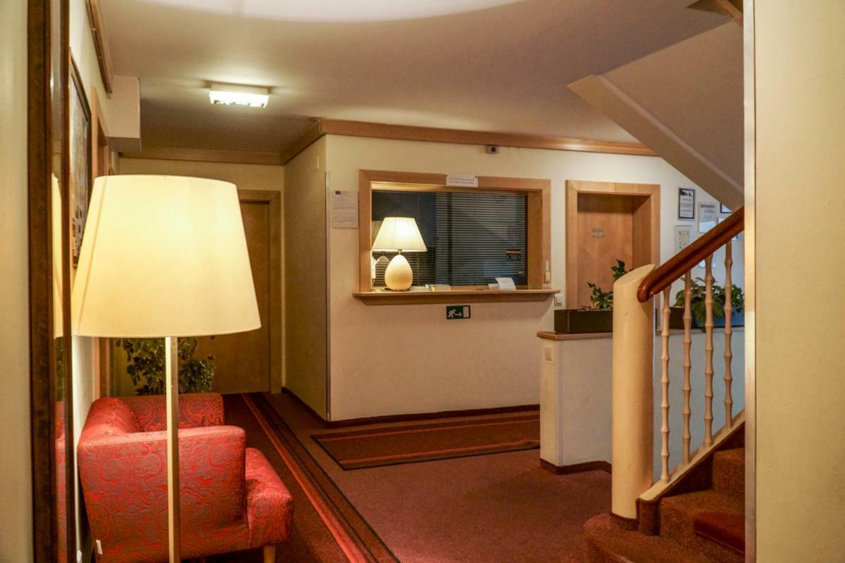 Hotel Alpinum Treffen Extérieur photo